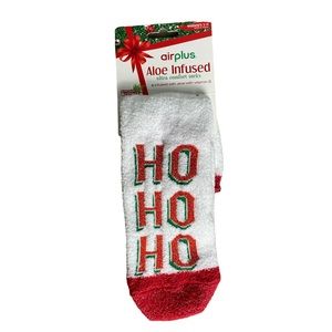 Santa Socks “Ho Ho Ho”.  $1 if bundled with any purchase.